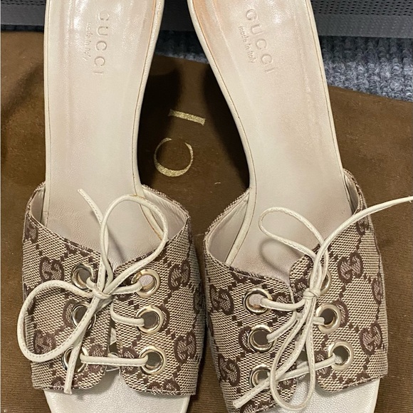 GUCCI Wedges, tan, SZ 7 1/2. - Picture 4 of 8